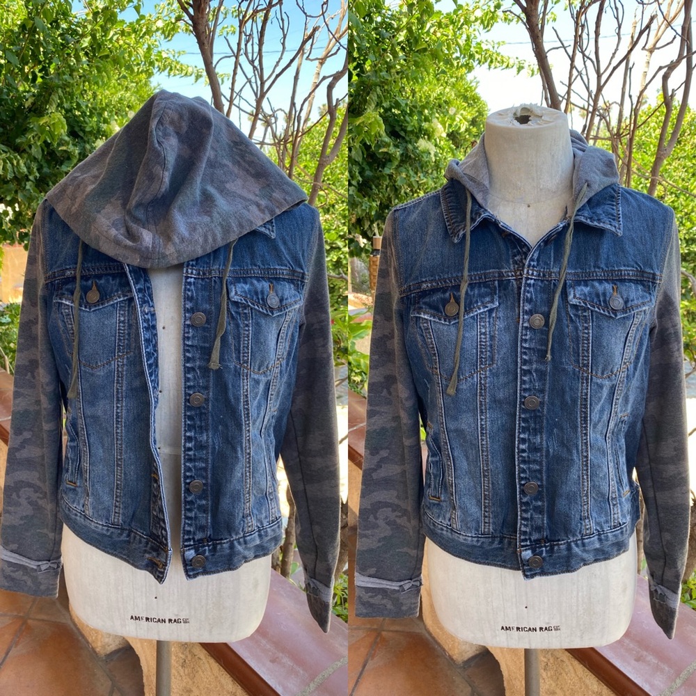 MUDD Denim Jacket SMALL